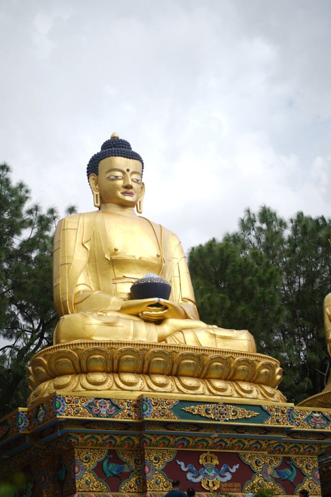 Patung Buddha Abad ke-13 Dikembalikan ke Kuil Asalnya di Nepal